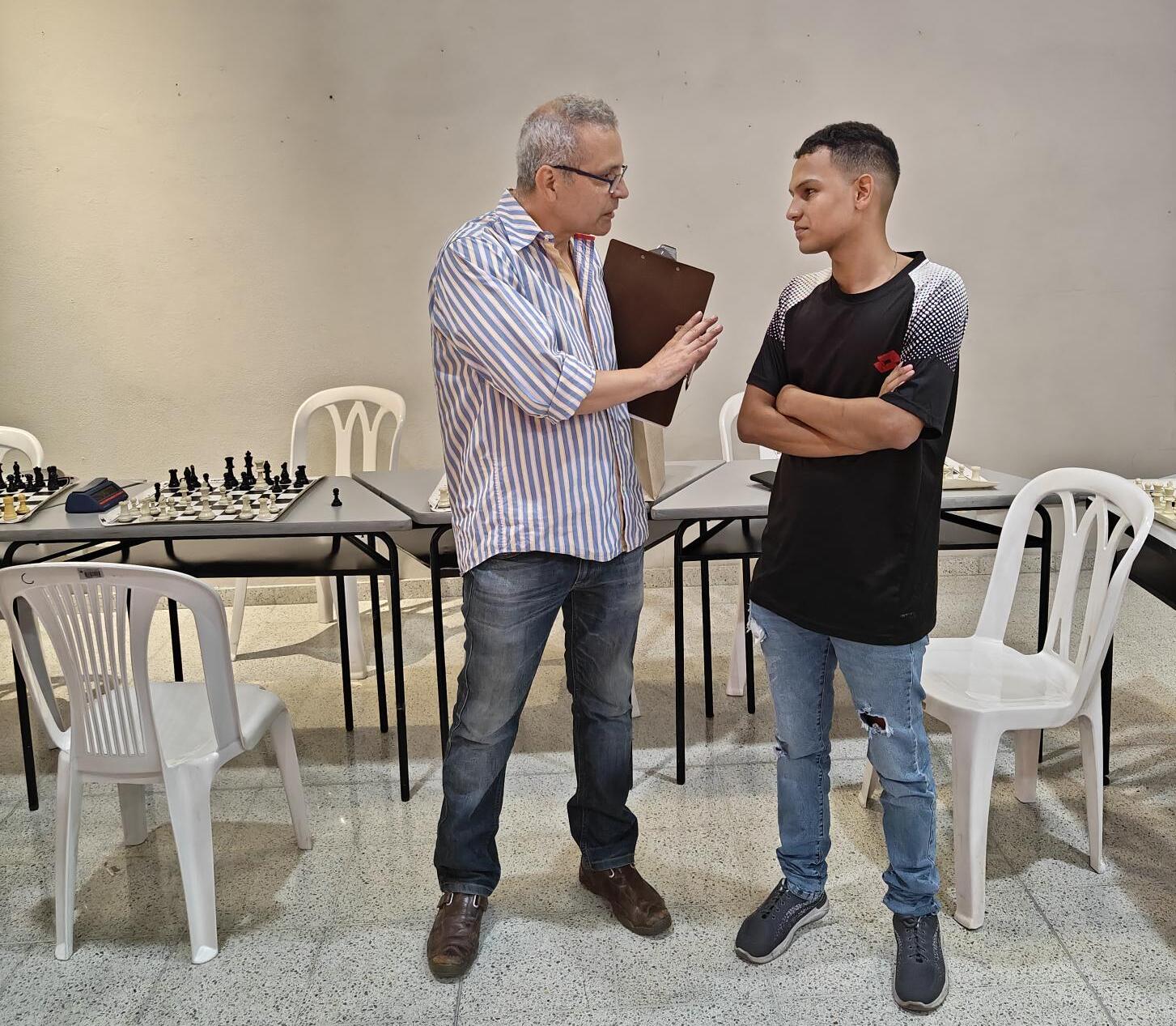 Estudiante de Ingeniería Industrial se corona campeón en torneo de Ajedrez