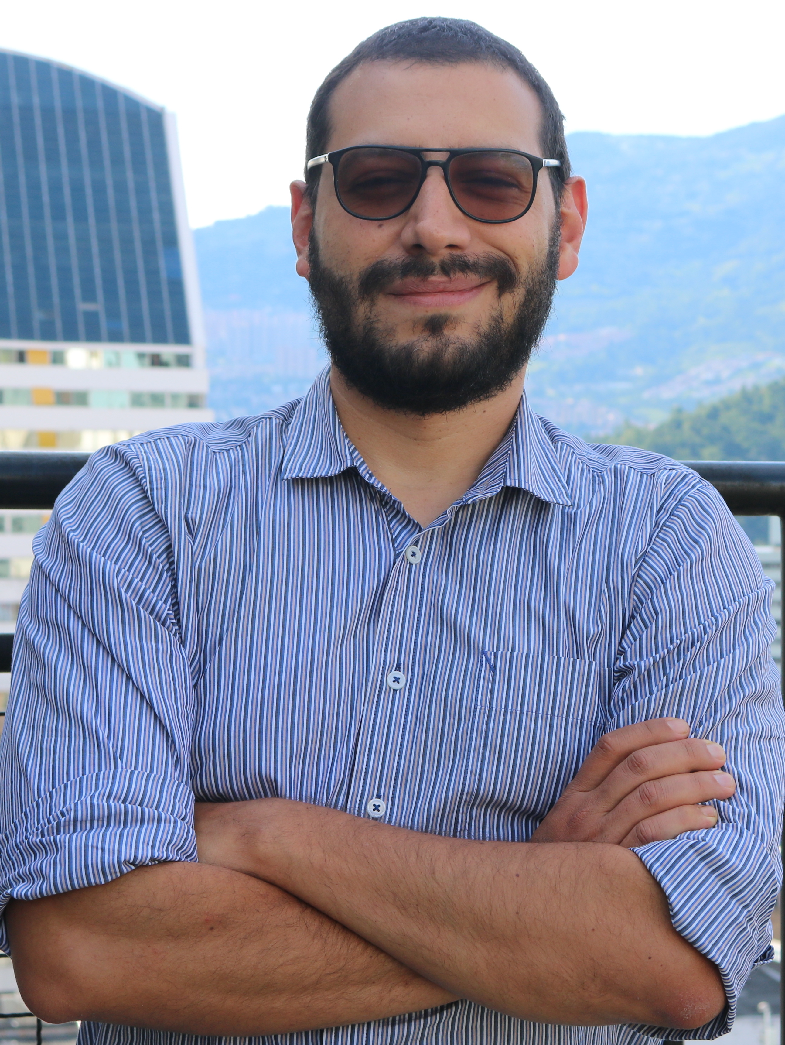 Facultad de Administración de Empresas - UNAULA - Docentes