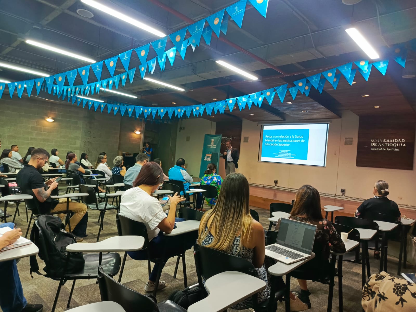 UNAULA destacada en conversatorio convocado por la Secretaría de Salud de Medellín en el Programa UVS Saludables