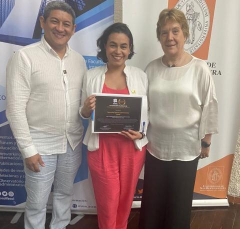 Unaula recibe reconocimiento   