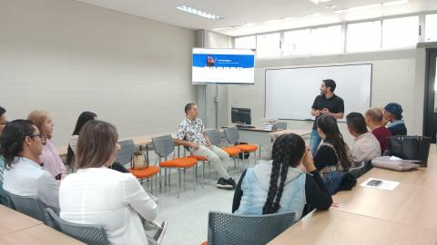 La oficina de Relaciones Internacionales de UNAULA,  realizó charla de movilidad a estudiantes que harán una pasantía académica